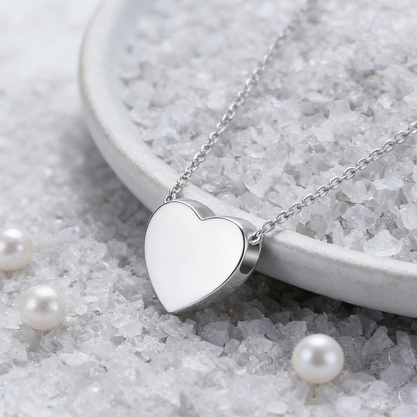 Glass Heart Cremation Urn Necklace – Memorial Keepsake Jewelry for Ashes