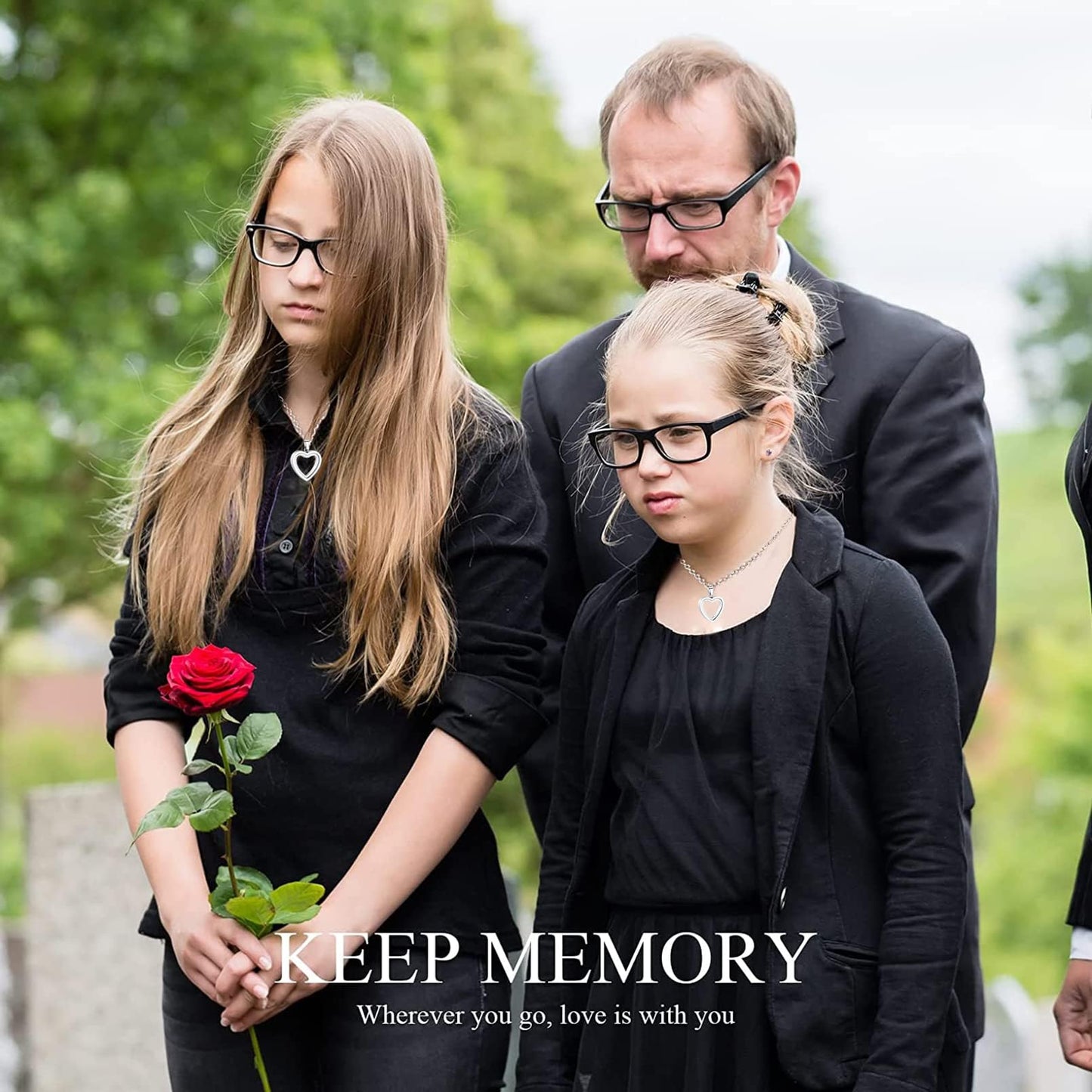 Glass Heart Cremation Urn Necklace – Memorial Keepsake Jewelry for Ashes